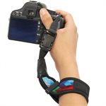 ACCESSORY POWER USA Gear TrueSHOT Comfortable Camera Strap with Universal Connection - Geometric